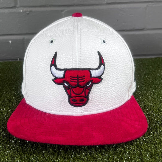 One Size New Era Chicago Bulls 9FIFTY NBA Red White Leather Snapback Hat